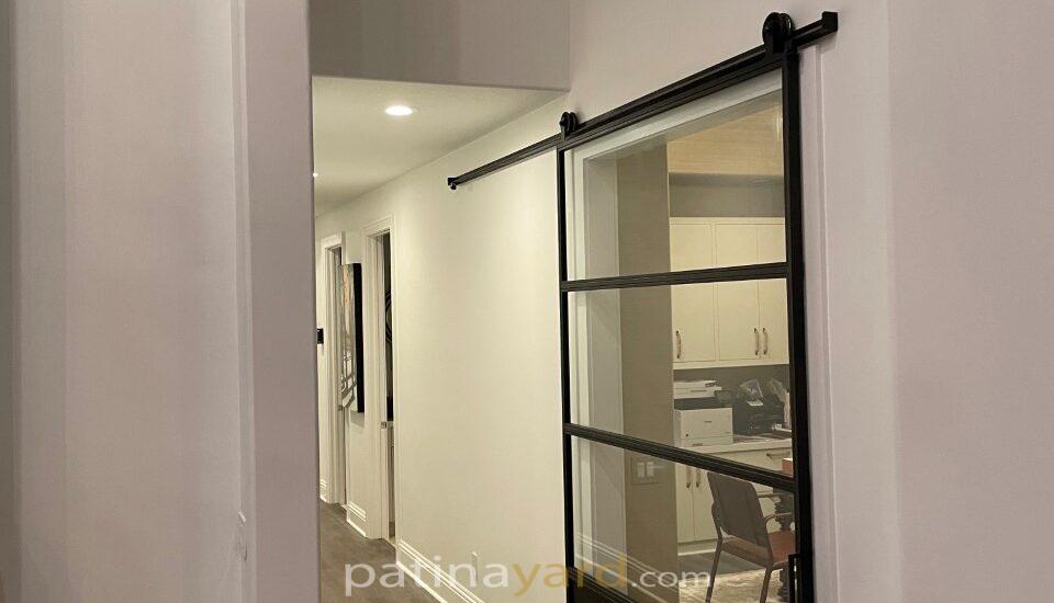Office metal and glass barn